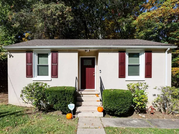 94 Wooster Avenue, Waterbury, CT 06708