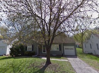 5610 Ash Dr, Roeland Park, KS 66205