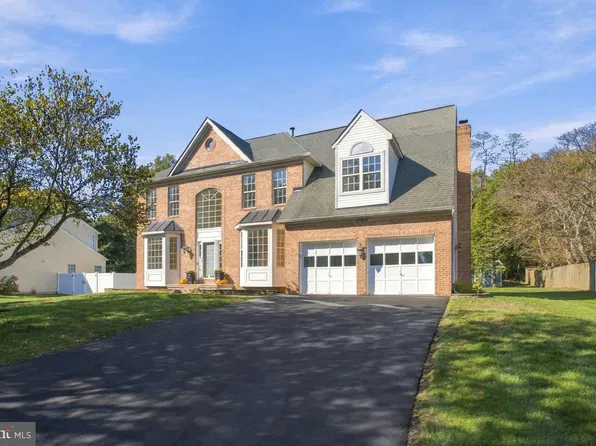 14510 Dolbrook Ln, Bowie, MD 20721