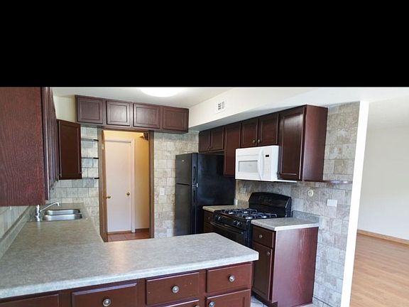 5th image of 1701 De Forest Ln