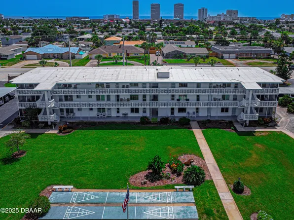 3013 N Halifax Ave APT B24, Daytona Beach, FL 32118