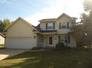 604 E Ridlington Ave, Shawano, WI 54166