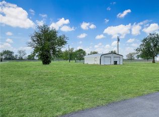 201 W Wall St, Corder, MO 64021