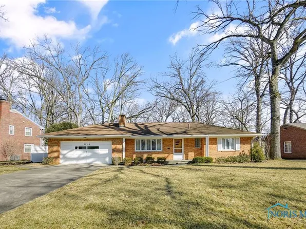 2750 Sandalwood Dr, Toledo, OH 43614