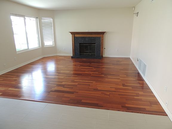 5th image of 6304 N Pine Ave