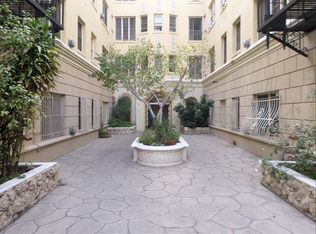 849 S Gramercy Dr #110, Los Angeles, CA 90005