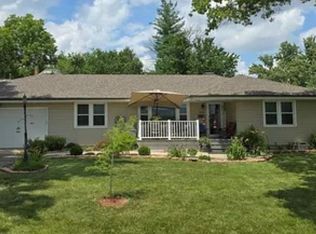 300 Mark St, Hamilton, MO 64644