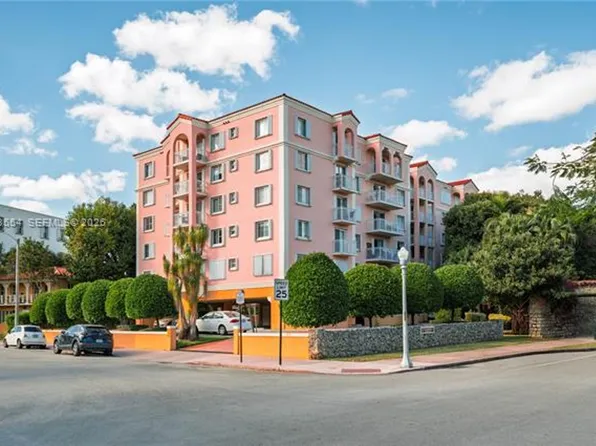 1 Alhambra Cir, Coral Gables, FL