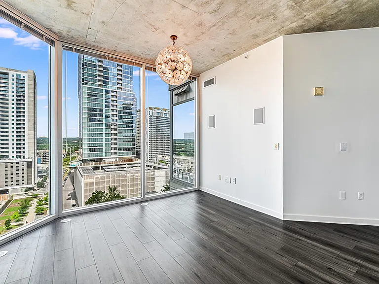 360 Nueces St #1302 — Photo 5