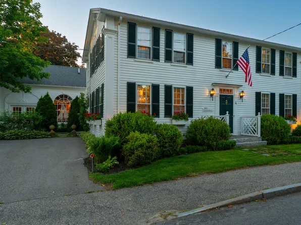 4 Elm Street, Kennebunkport, ME 04046