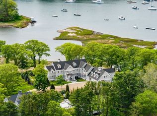 13 Proctor St, Manchester, MA 01944