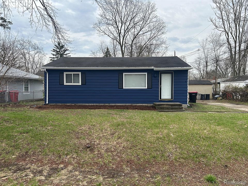 1st image of 27223 Adelein Dr