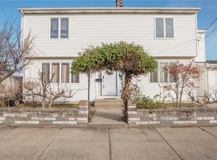 28 Clifford St, Pawtucket, RI 02860