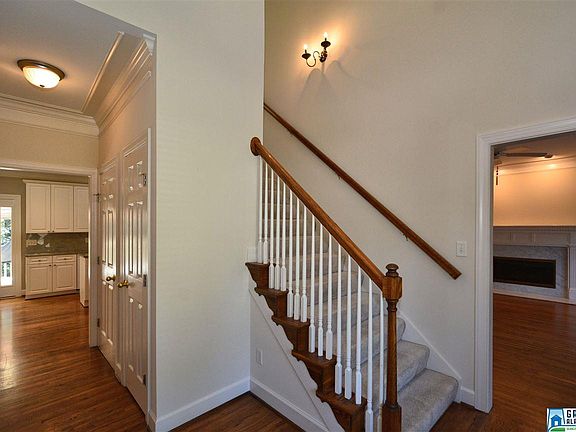 3rd image of 543 Alta Vista Dr