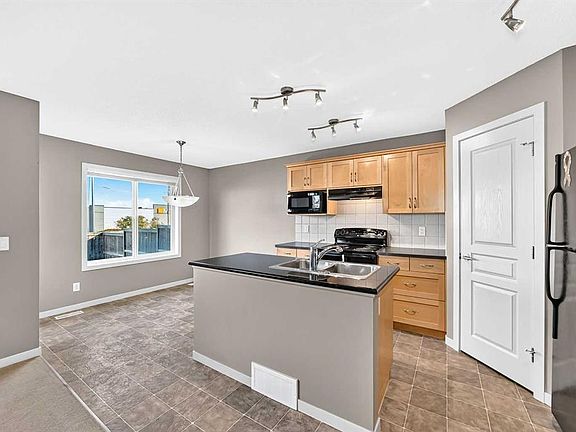 5th image of 306 W Ranch Ridge Ct