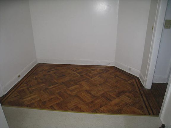 4th image of 3429 43rd St #1F