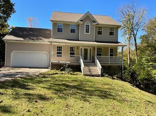5513 Cove Creek Rd, Byrdstown, TN 38549