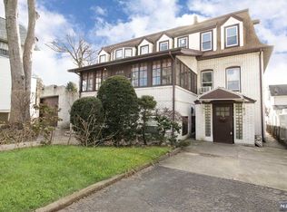 9 Preston St, Ridgefield Park, NJ 07660