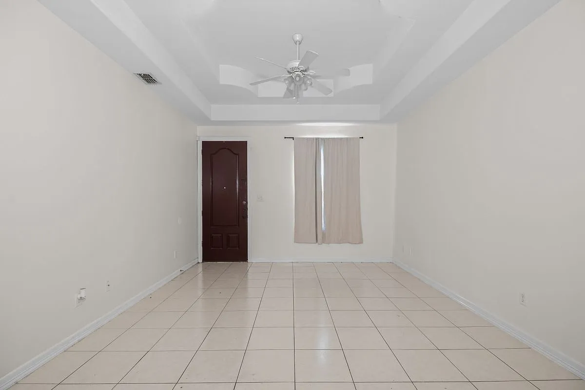 2 bed, 2.0 bath, 950 sqft, $895 — Photo 4
