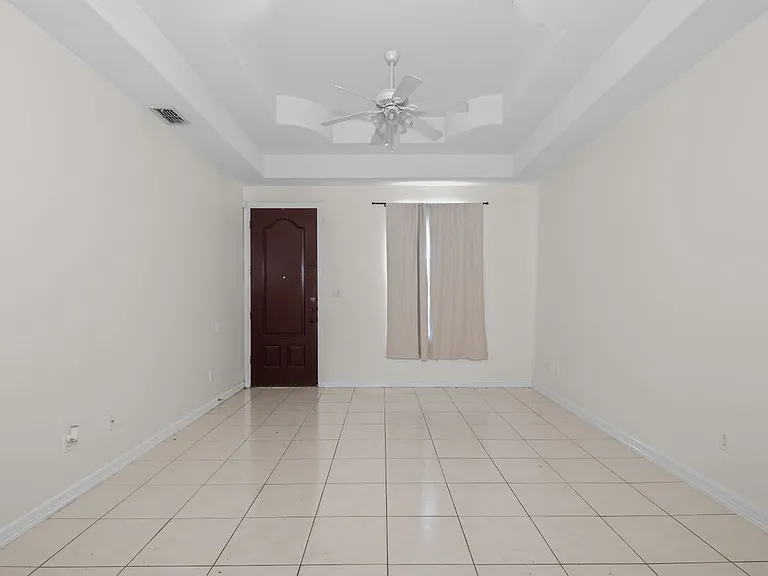 3036 Scotland Dr — Photo 4