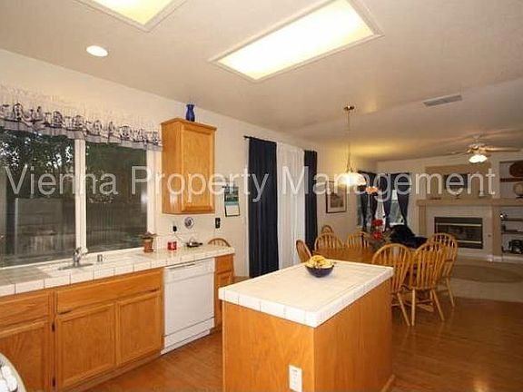 5th image of 334 Anacapa Dr