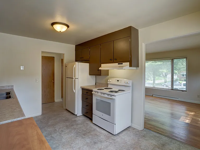 410 Berwyn Dr #2 — Photo 16