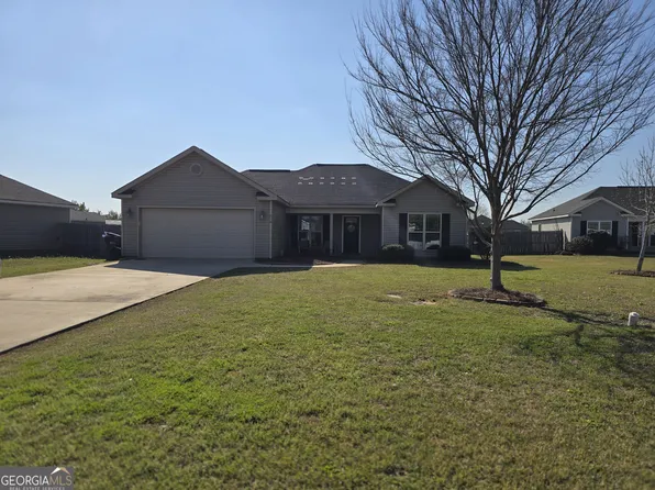 216 Winsted Ct, Perry, GA 31069
