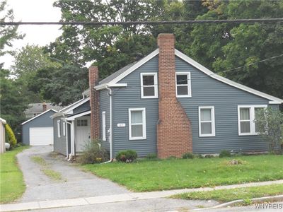 67 Clay St, Le Roy, NY, 14482