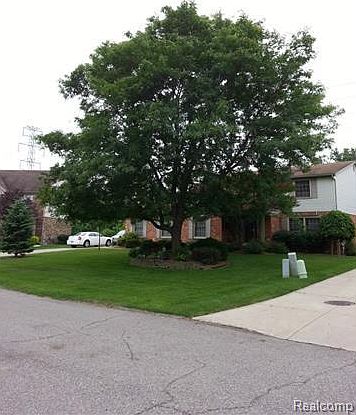 1st image of 48283 Lake Valley Dr