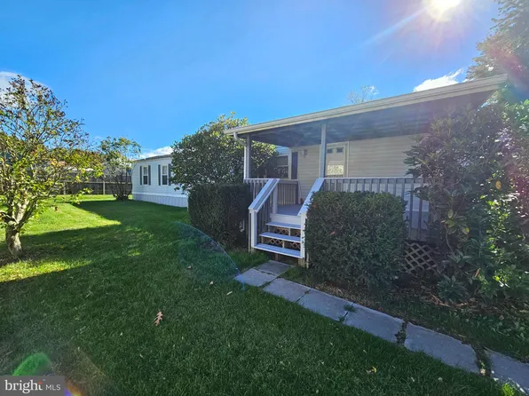 110 Brenda St, Centre Hall, PA 16828
