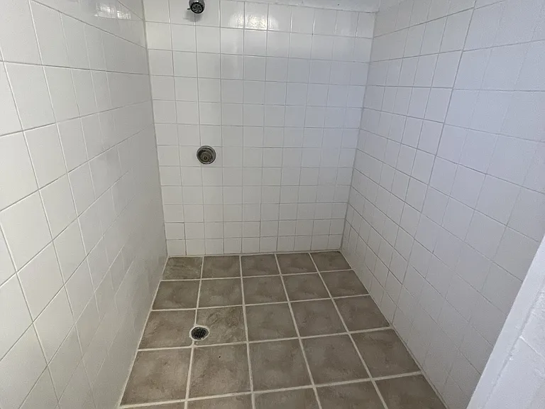 712 Bridge St #1 — Photo 16