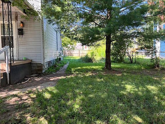 2nd image of 143 S Highland Ave