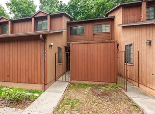 5867 SW 8th Pl, Gainesville, FL 32607