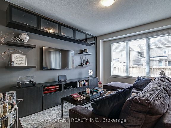 5th image of 20 Zelda Rd