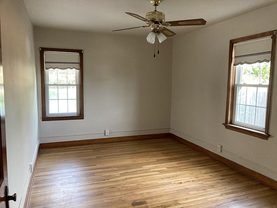 2nd image of 5033 S 27th St