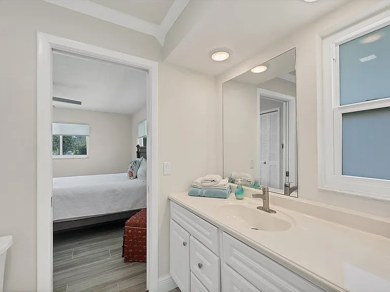 5585 Contento Dr — Photo 14