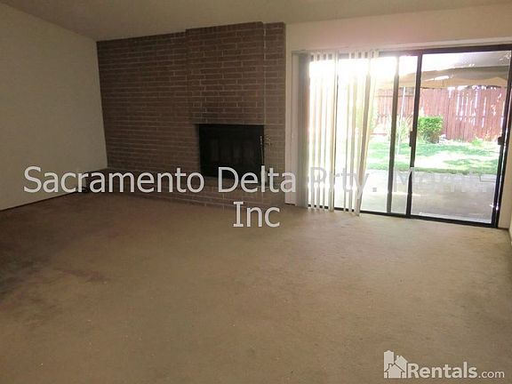4th image of 55 Zephyr Cove Cir