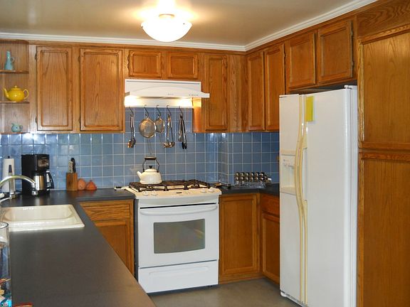 4th image of 1955 Bigelow Ave NE