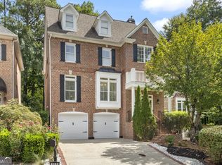915 Roberts Landing Cv, Sandy Springs, GA 30350
