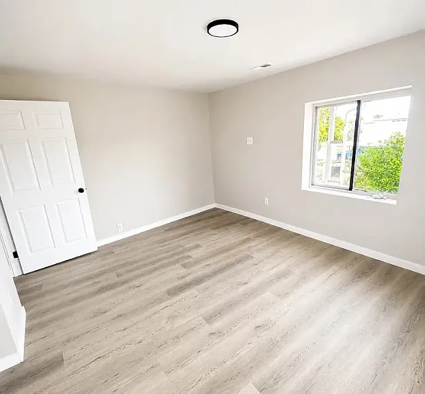 1215 San Pedro St — Photo 4