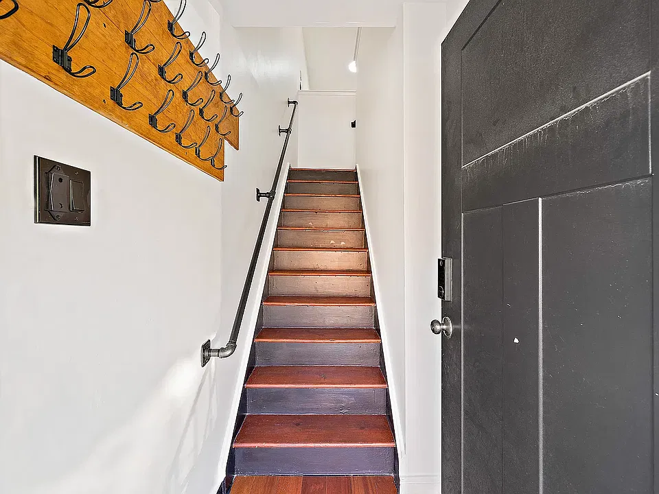 682 Lexington Ave #2