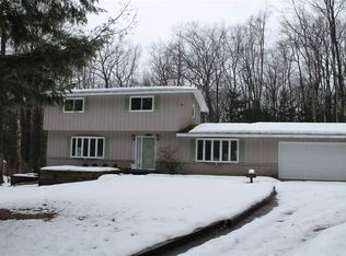 7510 Tamarac Trl, Harbor Springs, MI 49740