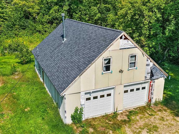 2nd image of 93 N Larry Ln