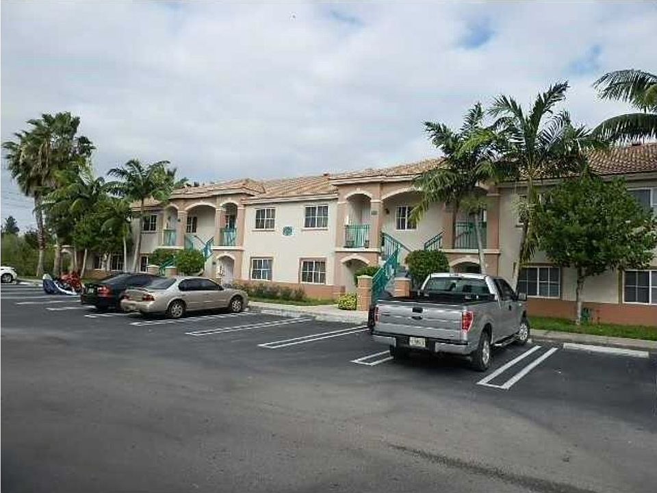1st image of 1241 SE 29th St Unit 203