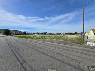 4511 Tyrolite St #14, Riverside, CA 92509