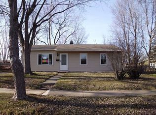 6112 Chatham Dr, Fort Wayne, IN 46816
