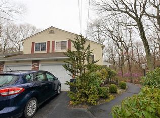 42 Eagle Ave, Warwick, RI 02889