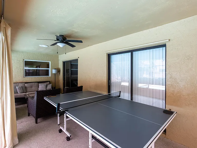 1123 Northumberland Ct — Photo 15