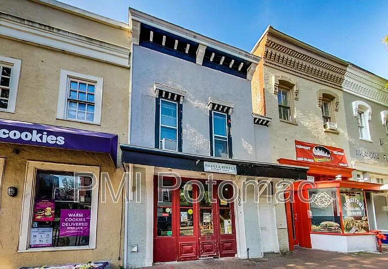 3206 O St NW #A — Photo 2