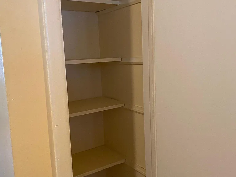 910 W Euclid Ave #207 — Photo 8